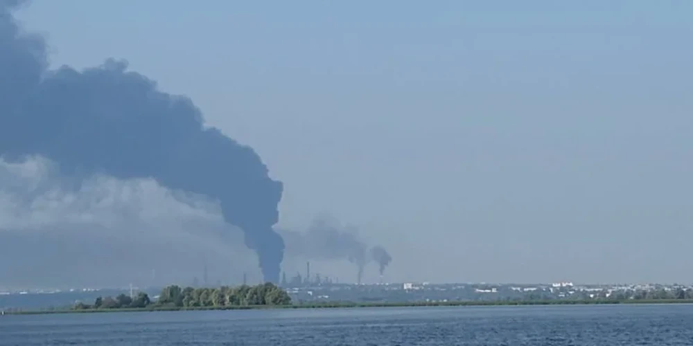 Пожежа в районі Сизранського НПЗ у Самарській області, фото ілюстративне