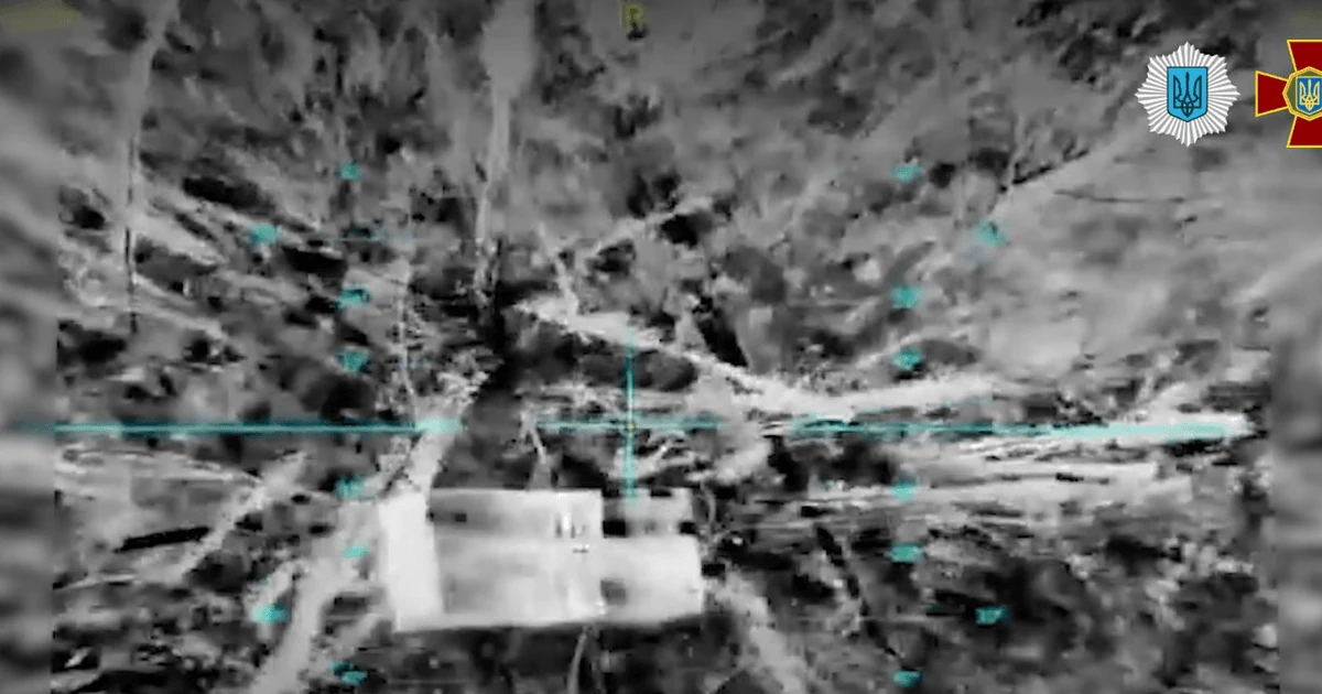 Нічна операція в Олешках: послідовність доставки 4 тонн допомоги дронами